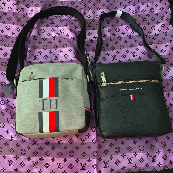 Tommy Hilfiger crossbody✨✨✨ - Picture 2 of 4